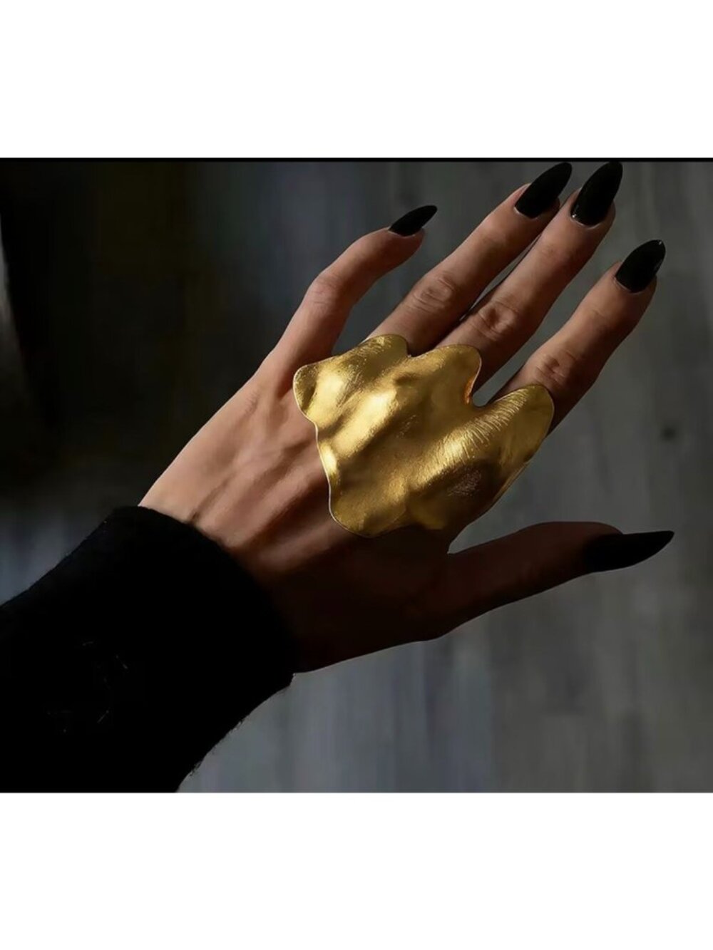 GOLD Tone Hand Plate Hand Jewelry One Size NEW NWOT